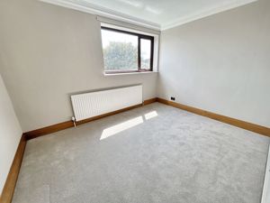 Bedroom- click for photo gallery